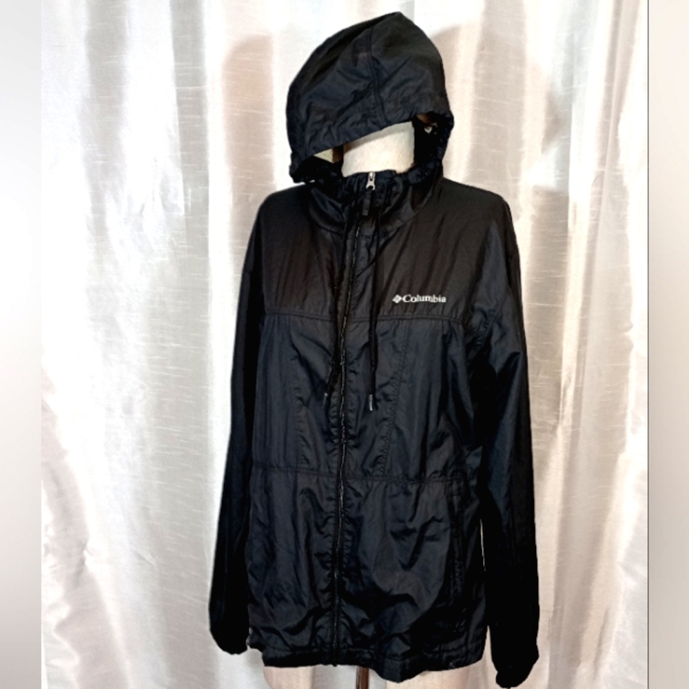 Columbia Sportswear Windbreaker Jacket, black, Hood, Zipper, Pockets, logo, M